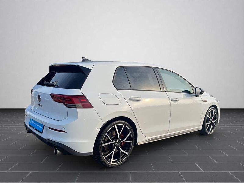 Gebraucht VW Golf VIII GTI 245 PS (180 kW) 2022 Pure white Limousine