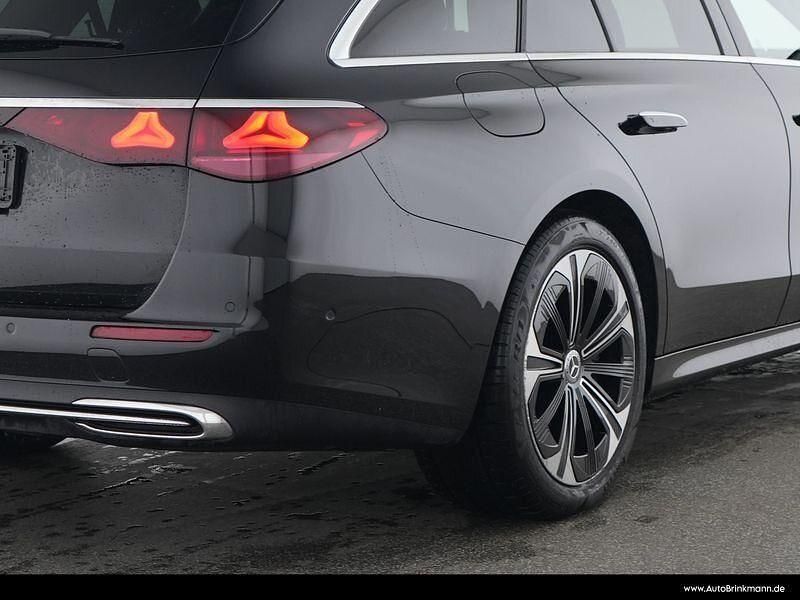 Gebraucht Mercedes E300 Avantgarde 313 PS (230 kW) 2024 Schwarz Limousine