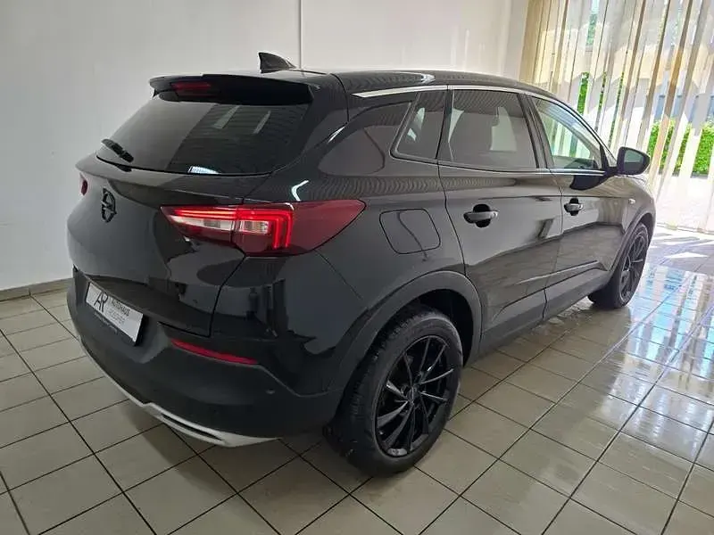 Gebraucht Opel Grandland X Innovation 150 PS (110 kW) 2018 Schwarz SUV