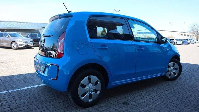 Second-hand VW e-up! 60 kW (82 CP) 2014 Albastru Hatchback