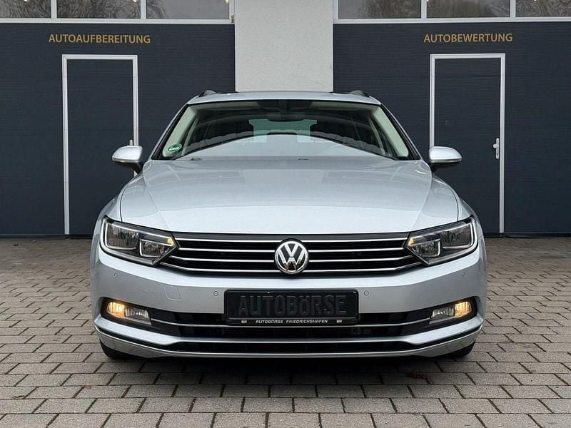 Gebraucht VW Passat 150 PS (110 kW) 2016 Silber Kombi