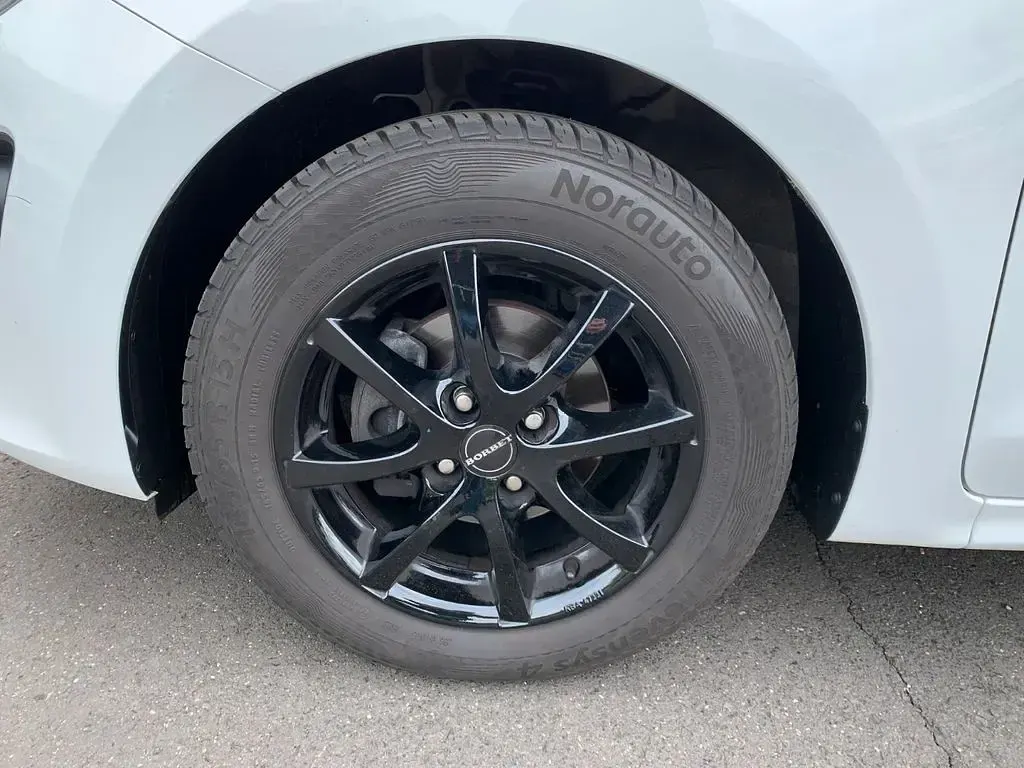 Gebraucht Kia Rio Edition 7 84 PS (61 kW) 2022 Weiß Limousine