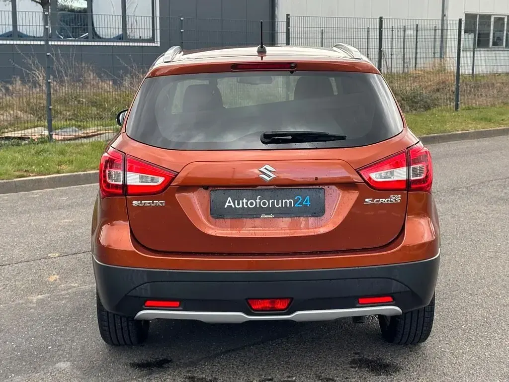 Gebraucht Suzuki SX4 S-Cross 111 PS (81 kW) 2019 Braun SUV