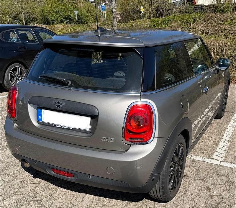 Second-hand Mini ONE 102 CP (75 kW) 2020 Gri Hatchback
