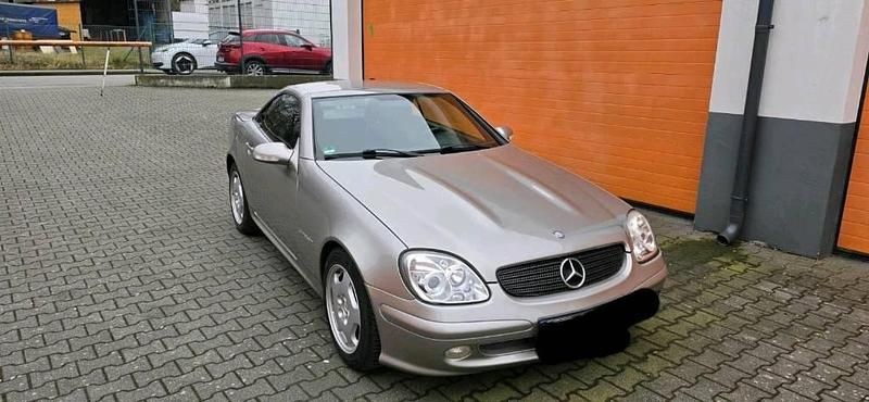 Second-hand Mercedes SLK200 163 CP (119 kW) 2003 Auriu Cabrio