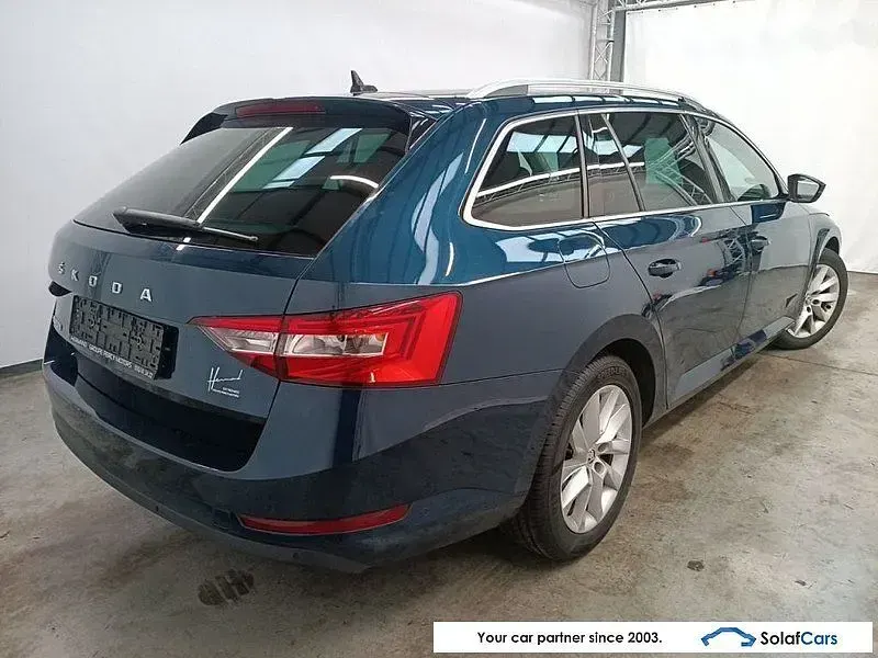 Gebraucht Skoda Superb Style 150 PS (110 kW) 2020 Blau Limousine