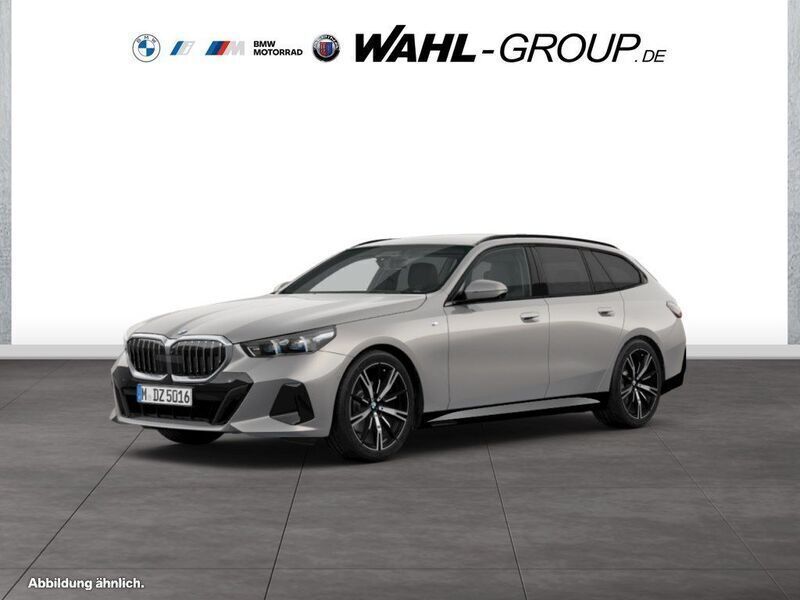 Grau Neu 2025 BMW 520 M Sport Kombi | 61.990 € (Fairer Preis) - Bild 1/4