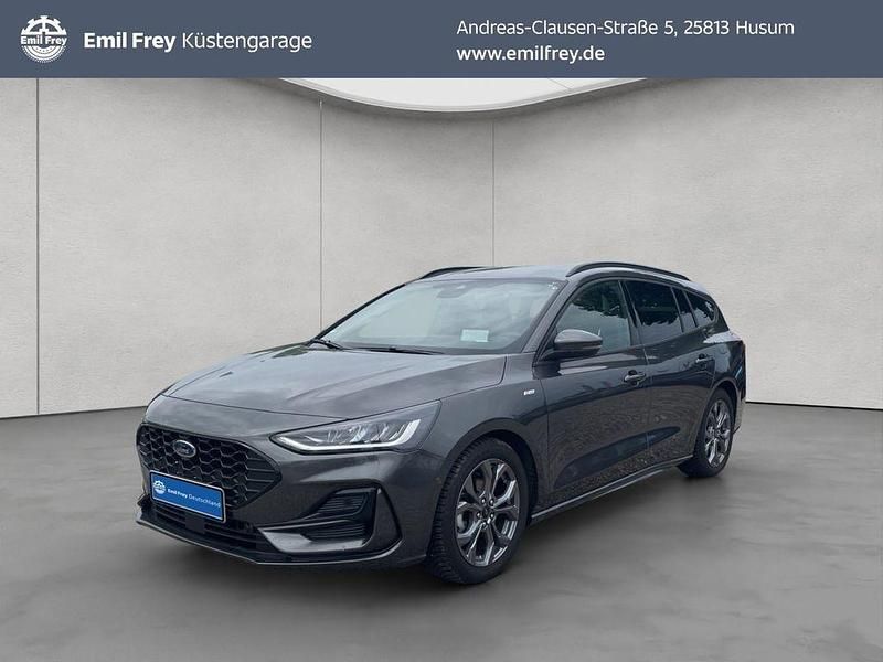 Grau Gebraucht 2024 Ford Focus ST-Line X Limousine | 23.790 € (Guter Preis) - Bild 1/4