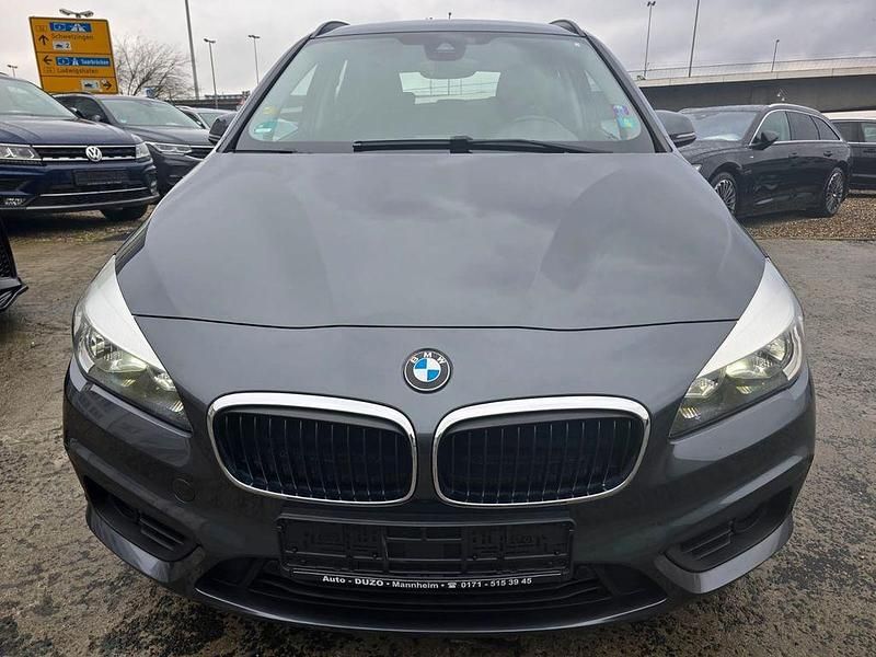 Gebraucht BMW 218 Basis 136 PS (100 kW) 2017 Grau Kombi