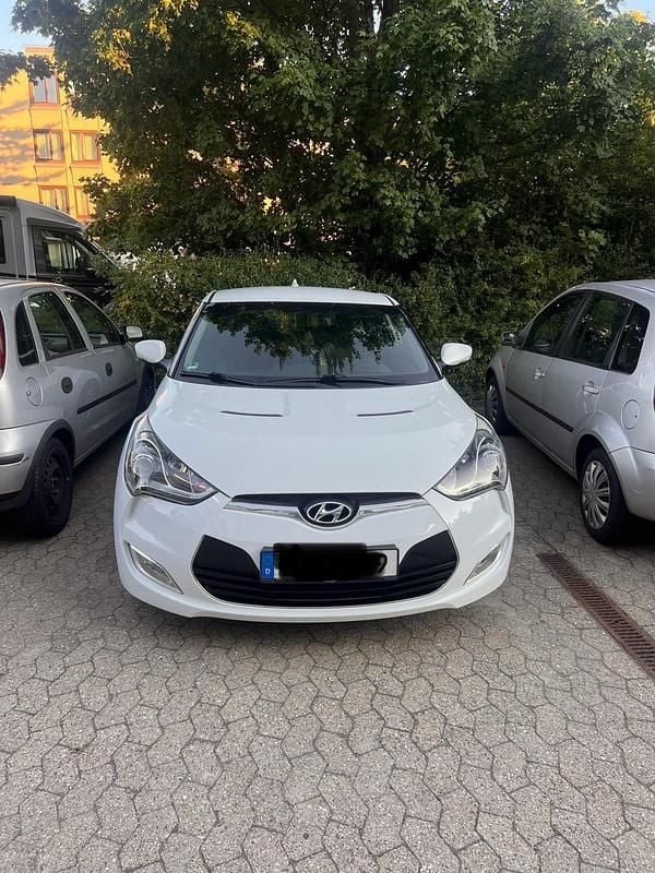Gold Gebraucht 2012 Hyundai Veloster Kleinwagen | 4.700 € (Guter Preis) - Bild 1/4