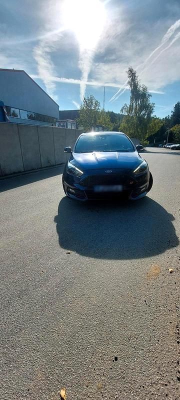Gebraucht Ford Focus ST 250 PS (183 kW) 2016 Blau Kombi