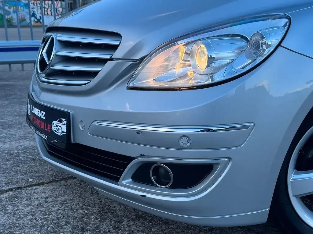 Używany Mercedes B170 116 KM (85 kW) 2008 Srebrny Minivan