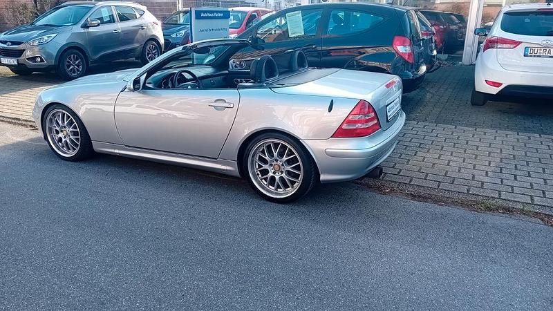 Gebraucht Mercedes SLK200 163 PS (119 kW) 2000 Silber Cabrio