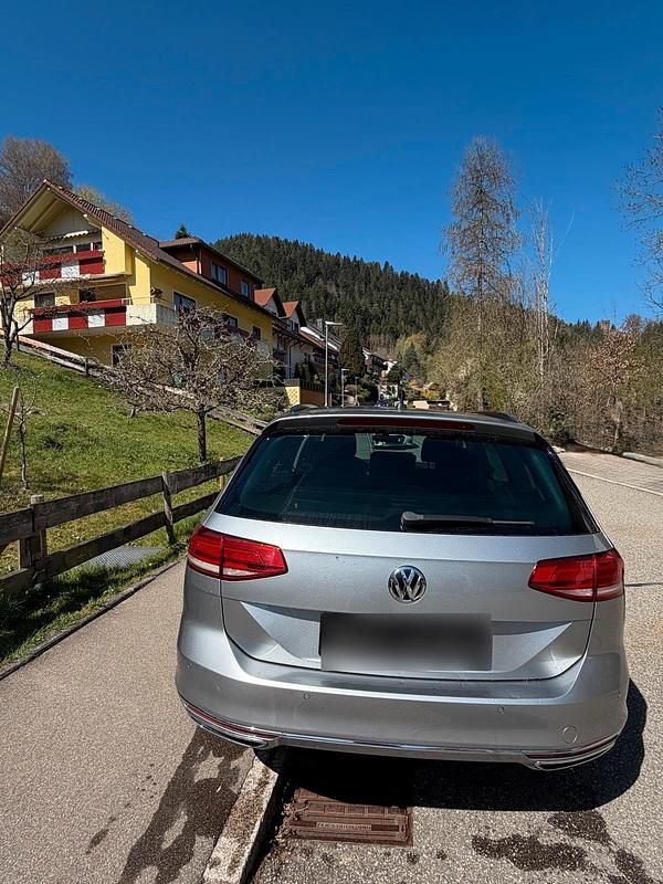Second-hand VW Passat 190 CP (139 kW) 2019 Argintiu Break