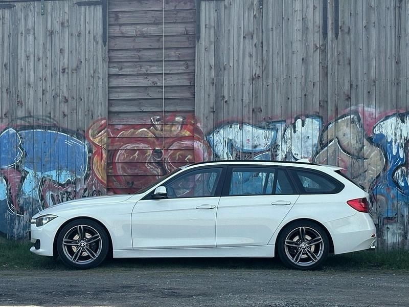 Usata BMW 318 Performance 143 CV (105 kW) 2013 Bianco Station wagon