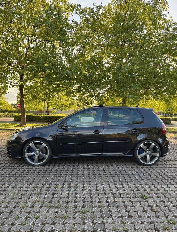 Gebraucht VW Golf V R 250 PS (183 kW) 2007 Schwarz Limousine