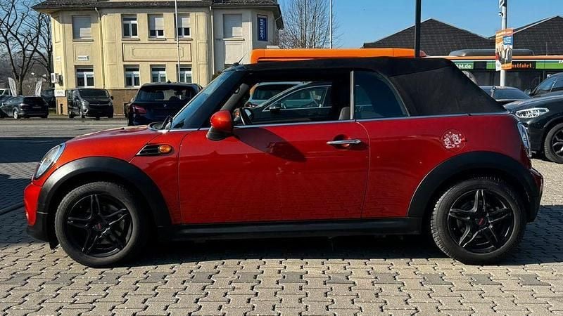 Gebraucht Mini Cooper Cabriolet 122 PS (89 kW) 2012 Orange Cabrio