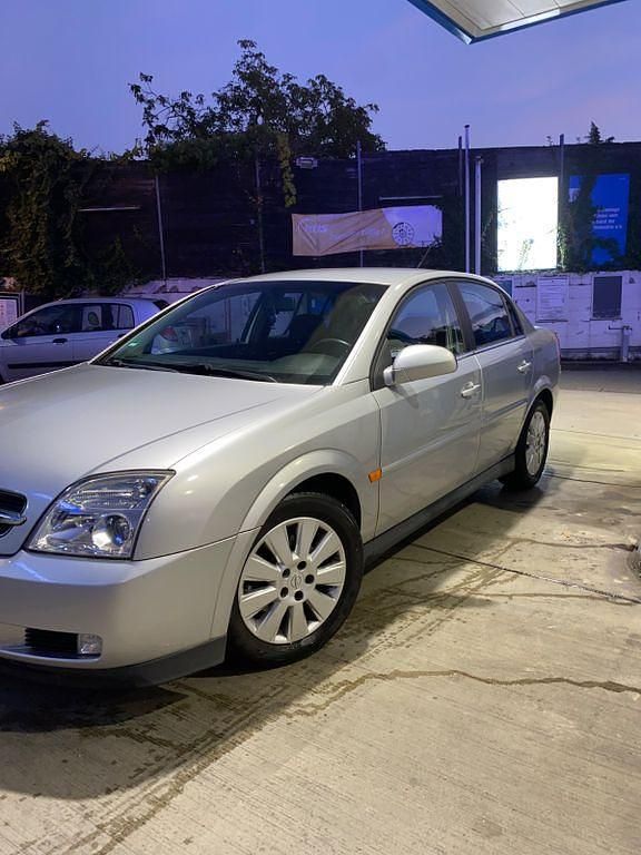 Gebraucht Opel Vectra Elegance 147 PS (108 kW) 2003 Silber Limousine