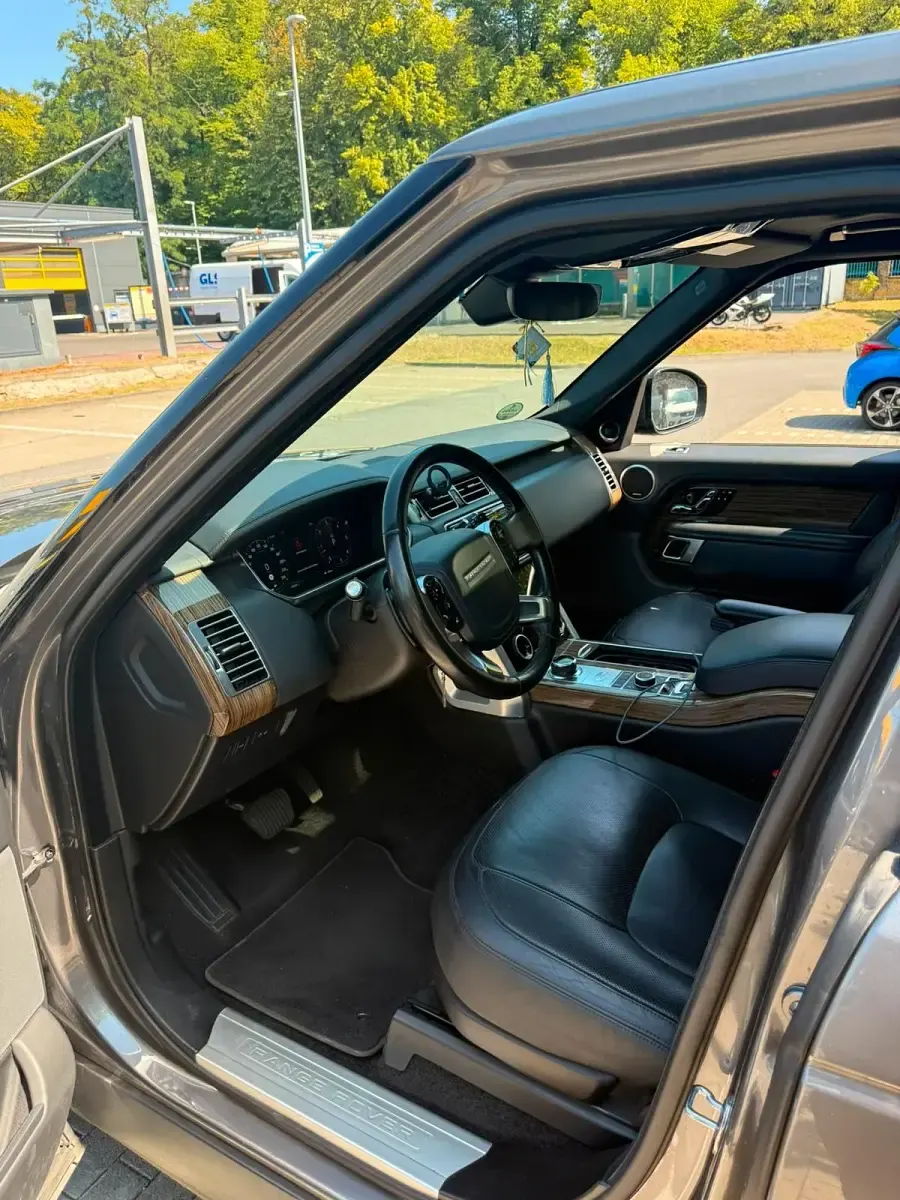Gebraucht Land Rover Range Rover Vogue 275 PS (202 kW) 2020 Grau SUV