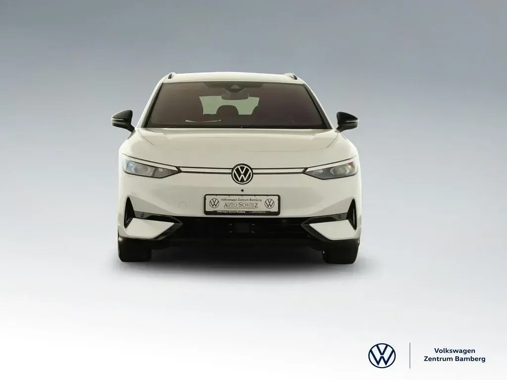 Używany VW ID.7 Pro 210 kW (286 KM) 2024 Biały Kombi