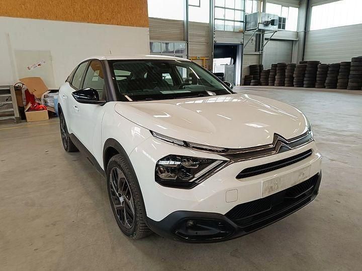 Weiß Gebraucht 2023 Citroën C4 Feel SUV | 15.500 € (Superpreis) - Bild 1/4