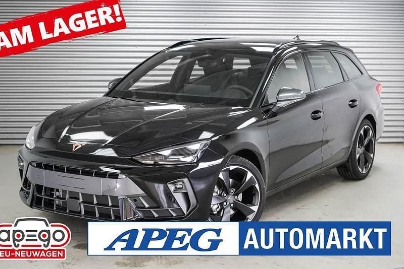 Midnight black metallic (0e) Neu 2025 Cupra Leon Kombi | 32.890 € (Guter Preis) - Bild 1/4