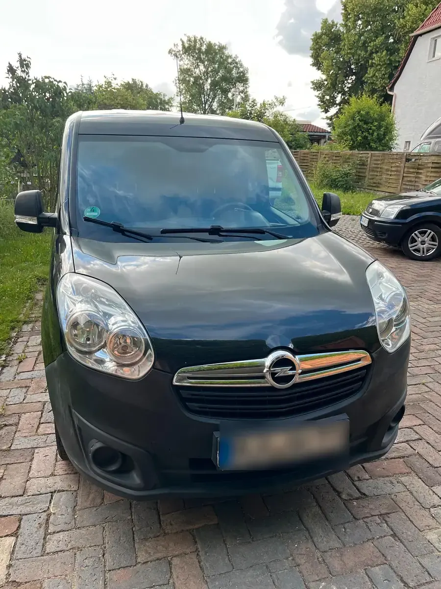 Gebraucht Opel Combo 95 PS (69 kW) 2014 Schwarz Van / Kleinbus