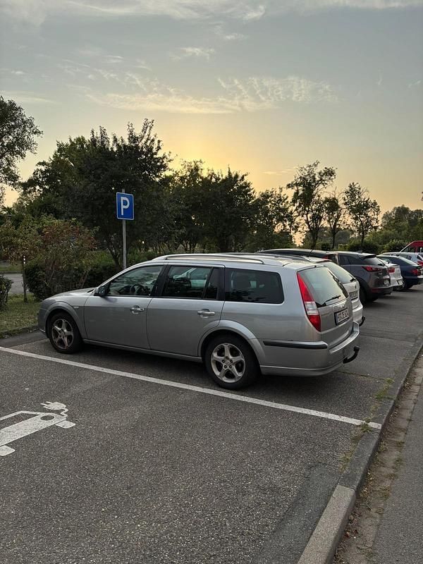 Silber Gebraucht 2007 Ford Mondeo Kombi | 1.700 € (Fairer Preis) - Bild 1/4