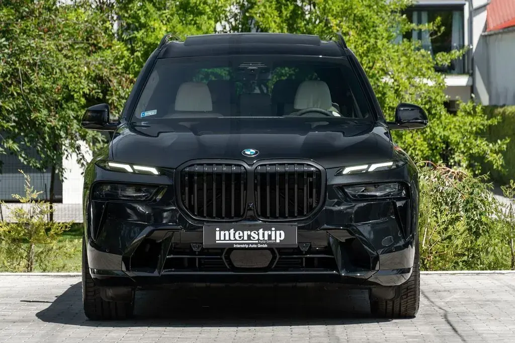 Gebraucht BMW X7 M Sport 352 PS (258 kW) 2025 Schwarz SUV