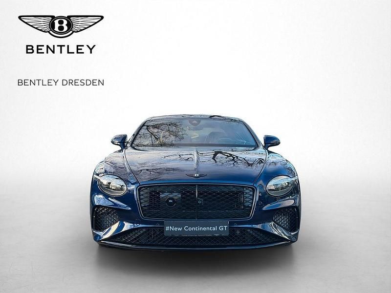Second-hand Bentley Continental 680 CP (500 kW) 2026 Albastru Coupe