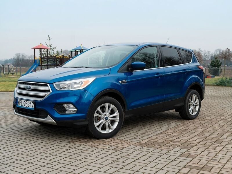 Second-hand Ford Escape 178 CP (130 kW) 2019 Albastru SUV