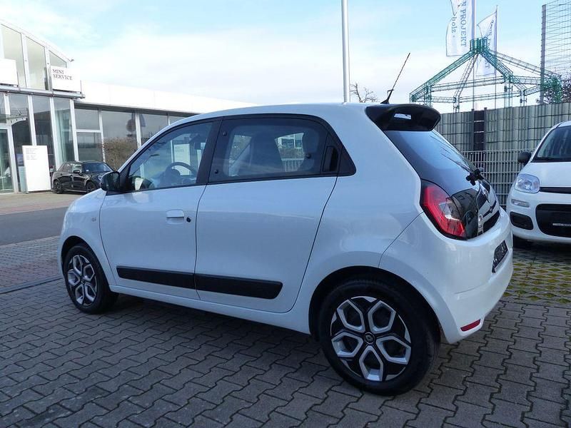Gebraucht Renault Twingo Equilibre 60 kW (82 PS) 2023 Weiß Kleinwagen