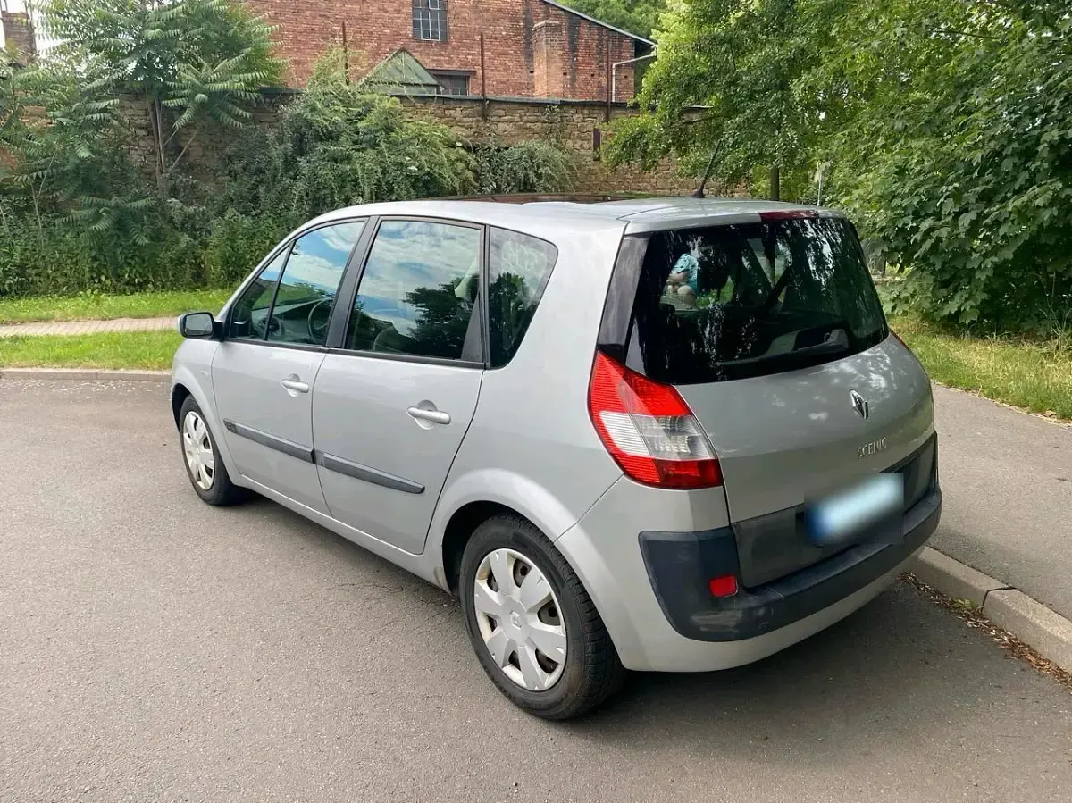 Gebraucht Renault Scenic E-Tech 135 PS (99 kW) 2006 Silber Kleinwagen