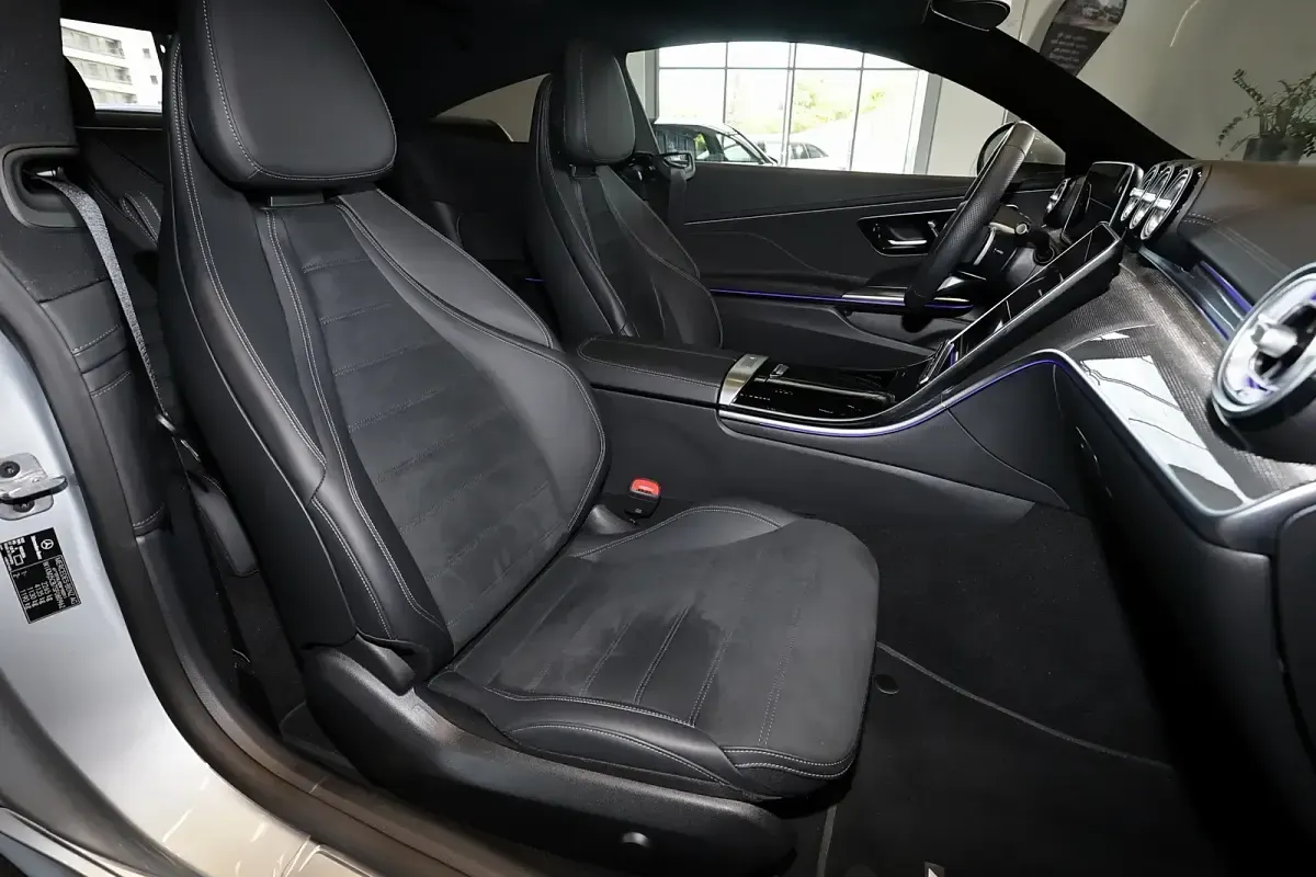 Gebraucht Mercedes CLE180 AMG 170 PS (125 kW) 2025 Metalliclack hightechsilber Coupé