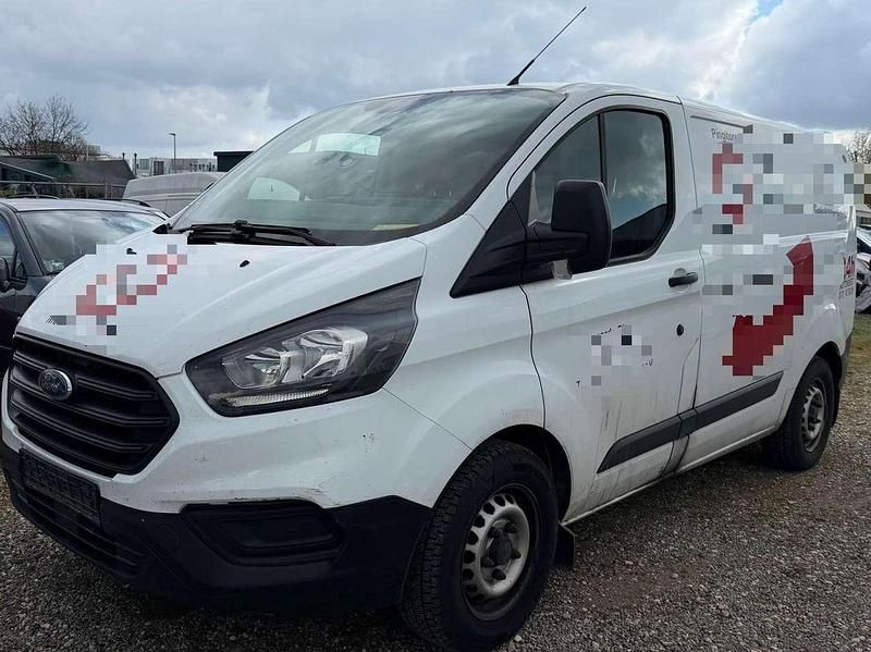 Gebraucht Ford Transit Custom 105 PS (77 kW) 2018 Frostweiß Van / Kleinbus