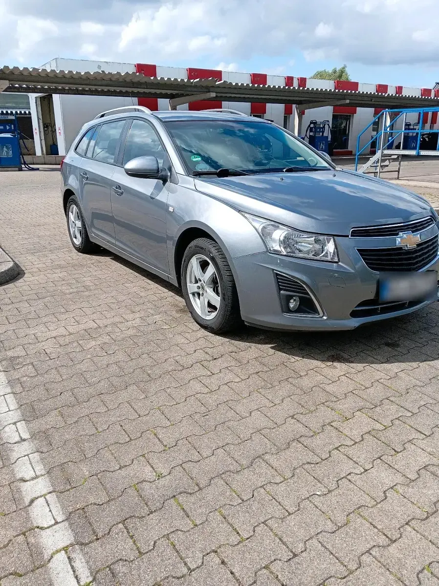 Gebraucht Chevrolet Cruze 140 PS (102 kW) 2012 Grau Kombi