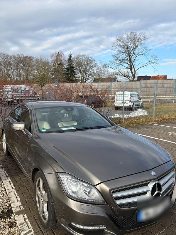 Gebraucht Mercedes CLS350 265 PS (194 kW) 2012 Beige Coupé