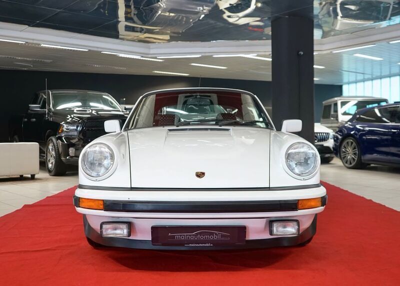 Weiß Gebraucht 1981 Porsche 911 Carrera Cabriolet Cabrio | 77.899 € - Bild 1/4