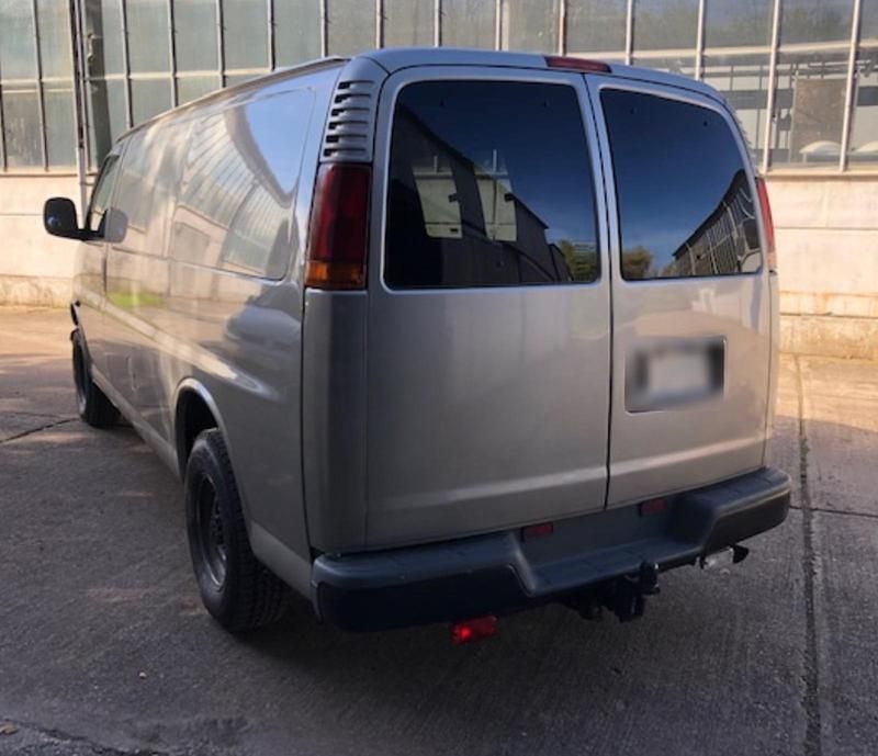 Gebraucht Chevrolet Express 186 PS (136 kW) 2003 Silber Van / Kleinbus