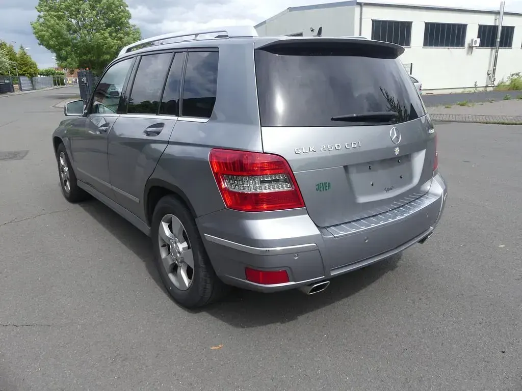 Gebraucht Mercedes GLK250 204 PS (150 kW) 2012 SUV