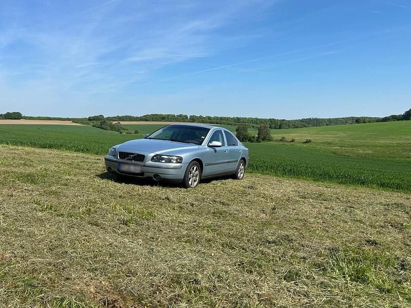 Second-hand Volvo S60 140 CP (102 kW) 2002 Albastru Berlinǎ