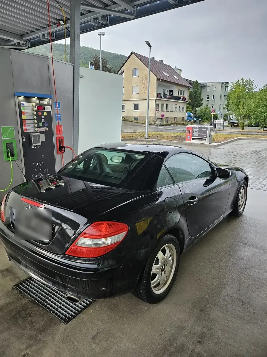 Gebraucht Mercedes SLK200 163 PS (119 kW) 2005 Schwarz Cabrio