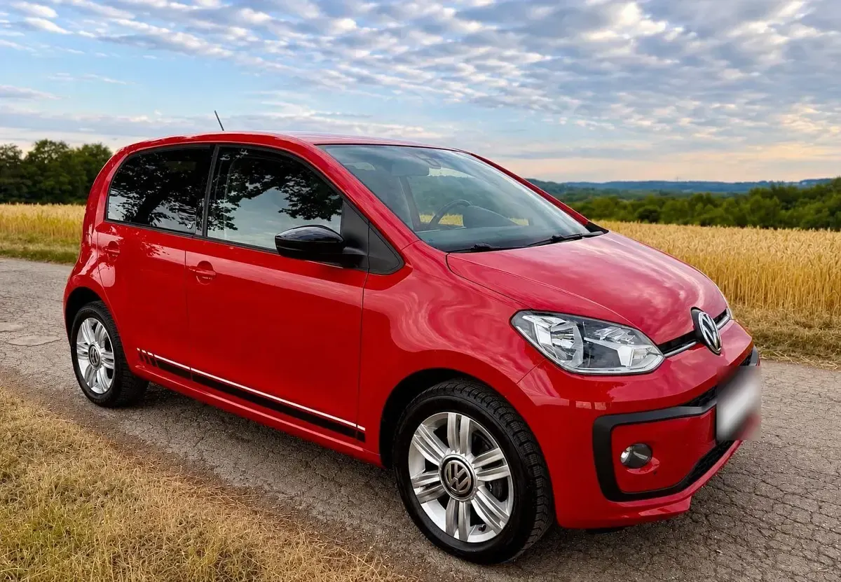 Gebraucht VW up! Beats 75 PS (55 kW) 2017 Rot Kleinwagen