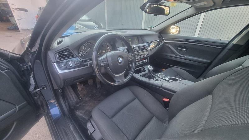 Gebraucht BMW 520 184 PS (135 kW) 2010 Blau Kombi