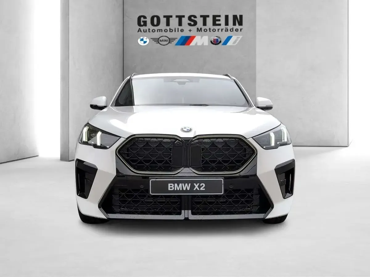 Gebraucht BMW X2 M Sport 163 PS (119 kW) 2025 Alpinweiss iii SUV
