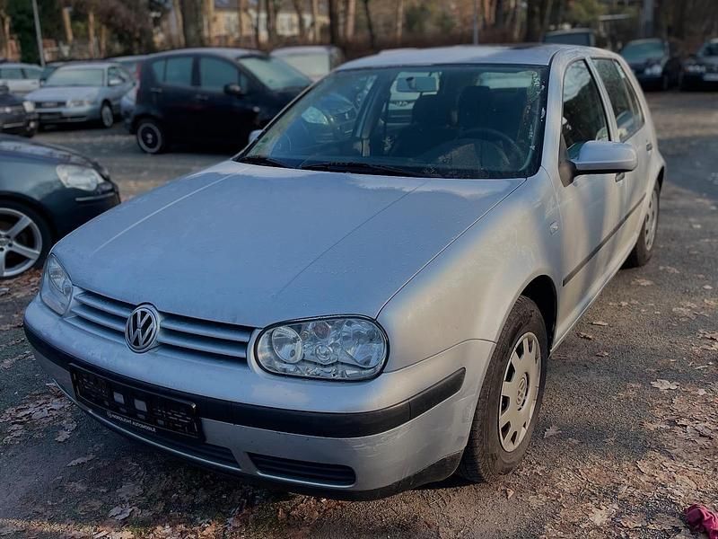 Gebraucht 2001 VW Golf IV Kleinwagen | 2.499 € (Fairer Preis) - Bild 1/4