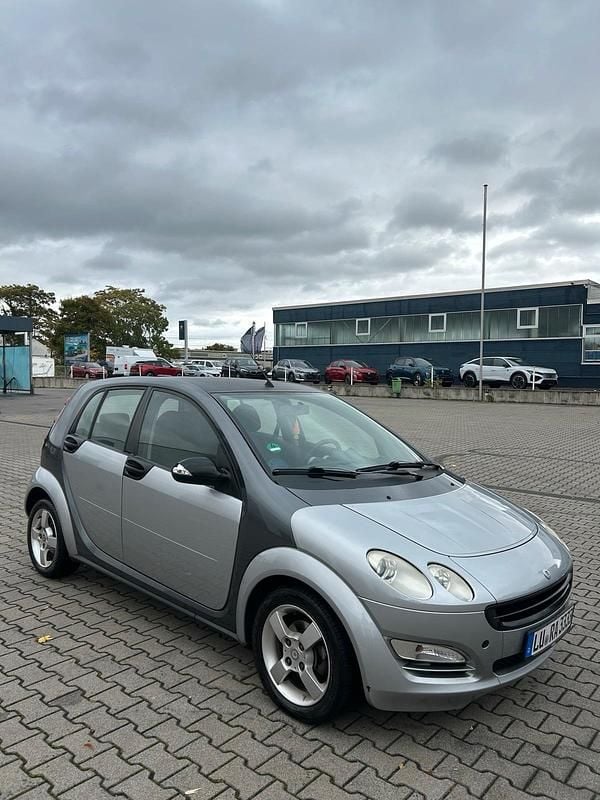 Grau Gebraucht 2006 Smart ForFour Kleinwagen | 2.500 € (Etwas zu teuer) - Bild 1/4
