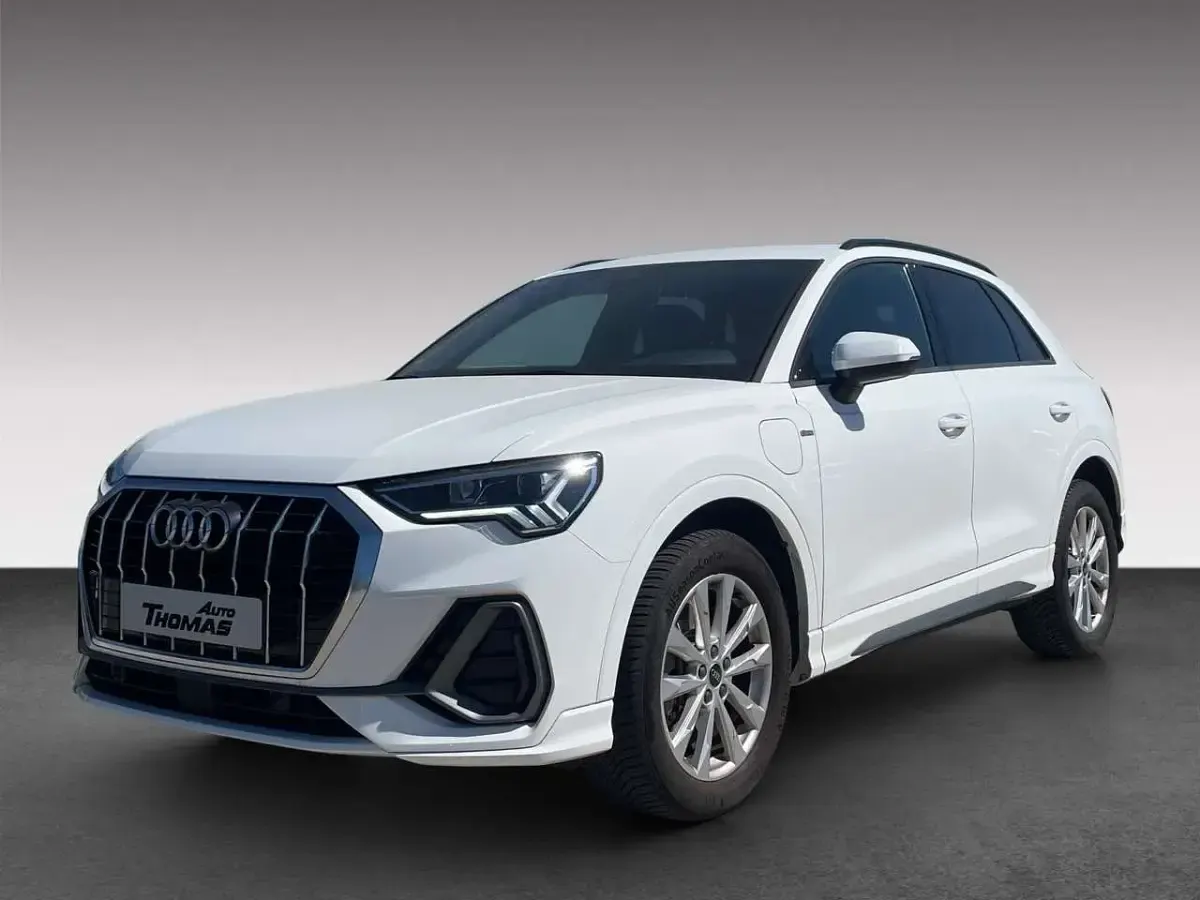 Gebraucht Audi Q3 S-Line 245 PS (180 kW) 2023 Weiß SUV