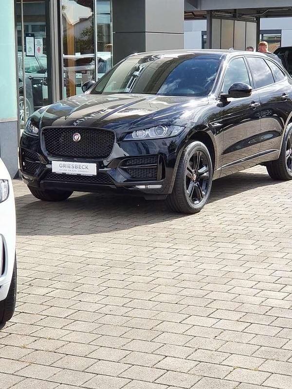 Schwarz Gebraucht 2017 Jaguar F-Pace R-Sport SUV | 14.800 € (Superpreis) - Bild 1/2