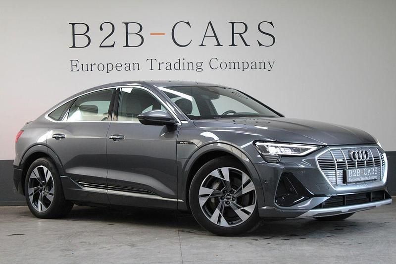 Gebraucht Audi e-tron S-Line 300 kW (408 PS) 2022 Grau SUV